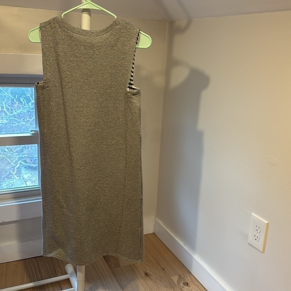 Theory Gray Sleeveless Dress- Size Small - Picture 4 of 4